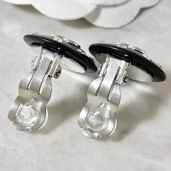 CHANEL CC Logos Rhinestone Black Round Clip-On Earrings Silver Tone 96P Auth - Picture 5 of 5